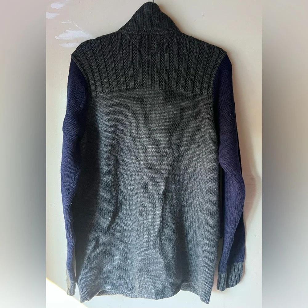 💚 Tommy‎ Hilfiger Cardigan Sweater with wood button size Small